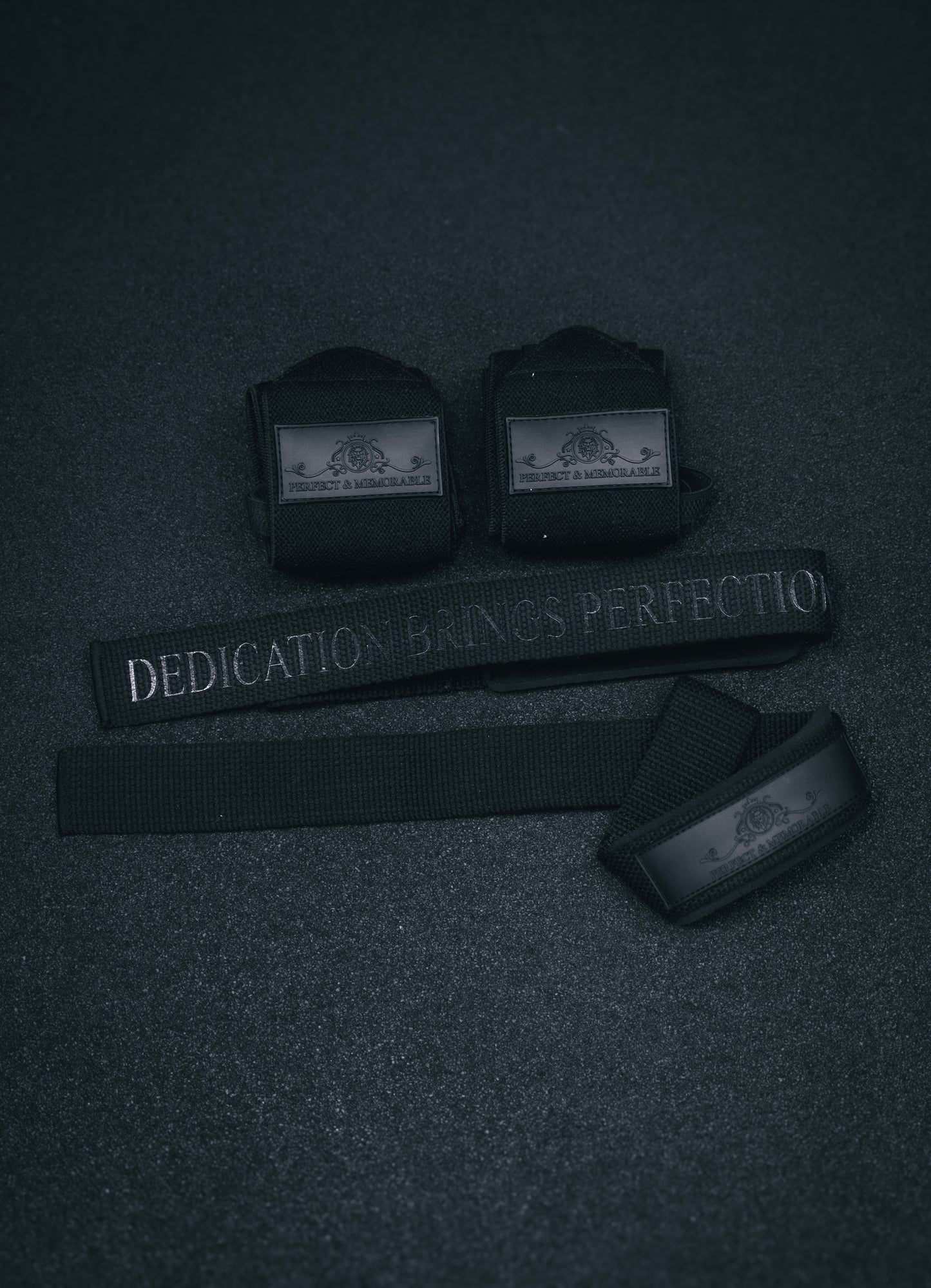 P&M | BLACK LIFTING STRAP & WRIST WRAP SET